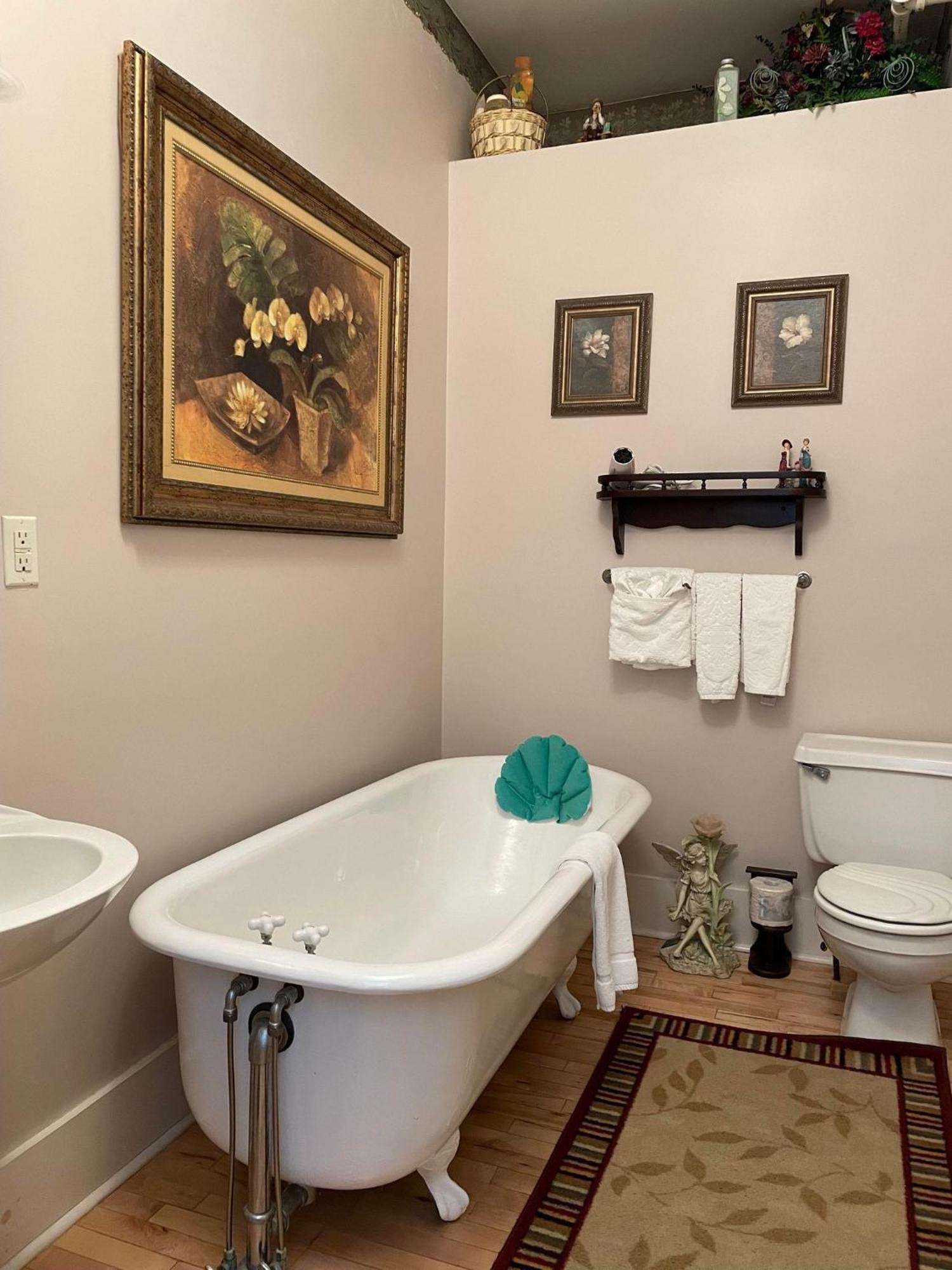 Marshlands Inn Sackville Room photo