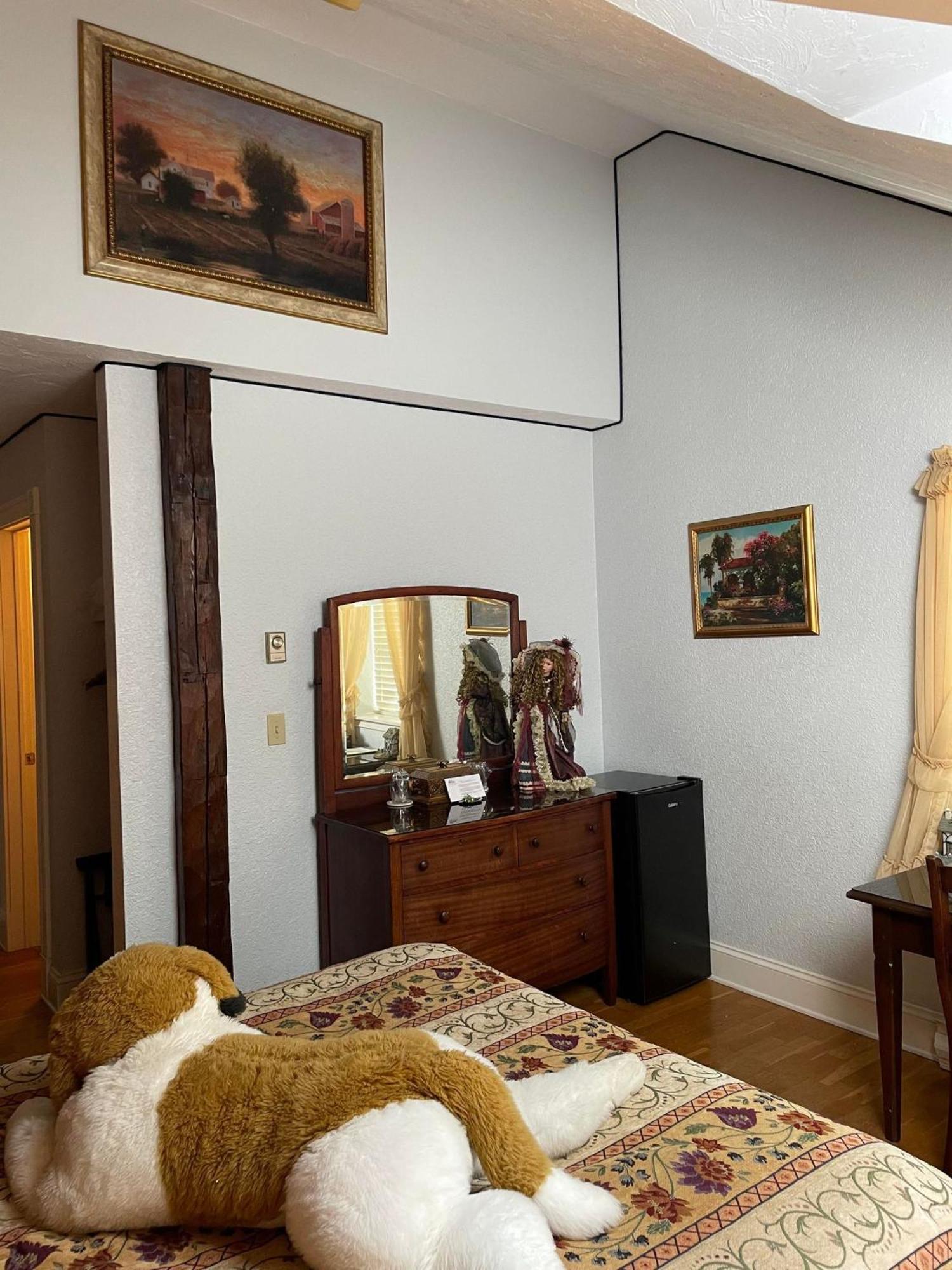 Marshlands Inn Sackville Room photo