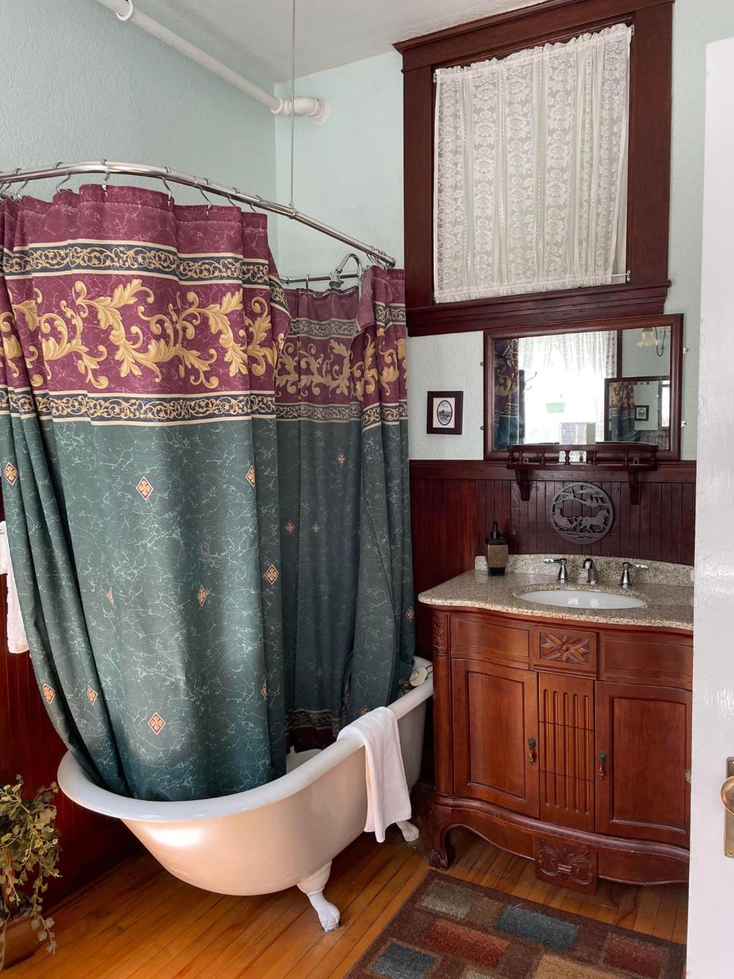Marshlands Inn Sackville Room photo